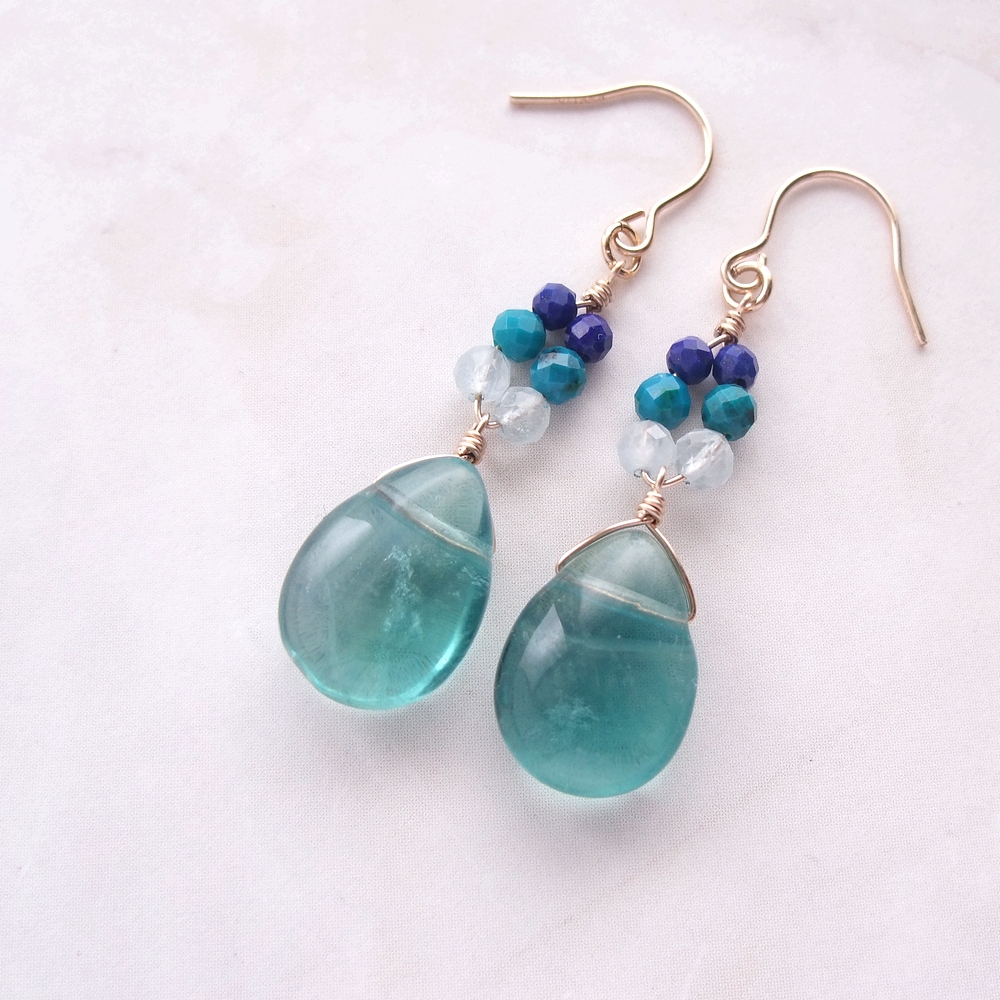 �u���s�A�X