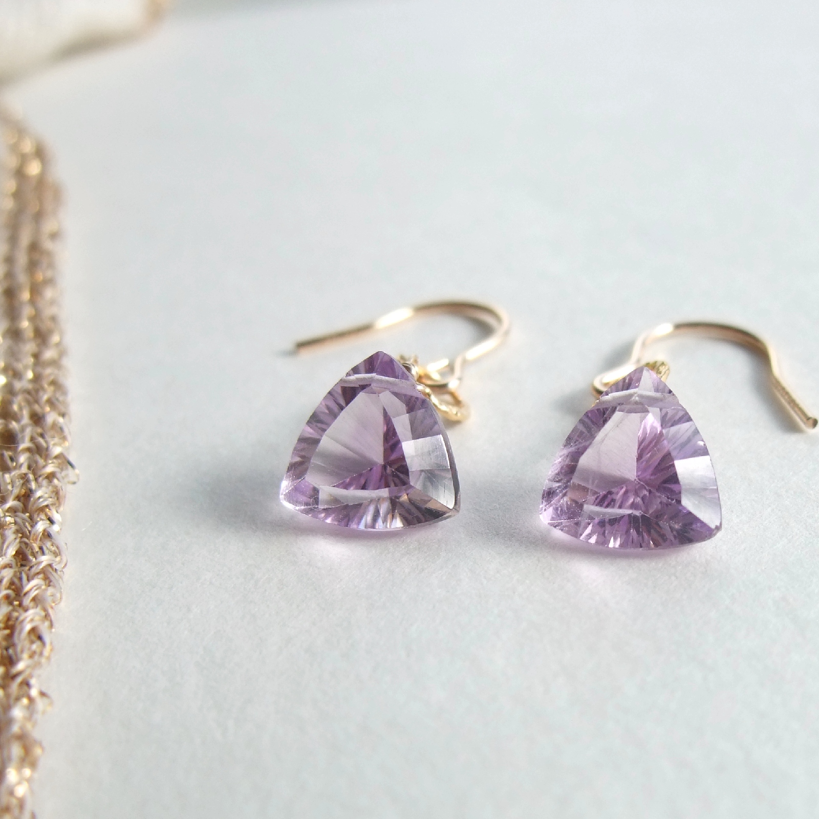 �g���C�A���O���A���W�X�g�s�A�X